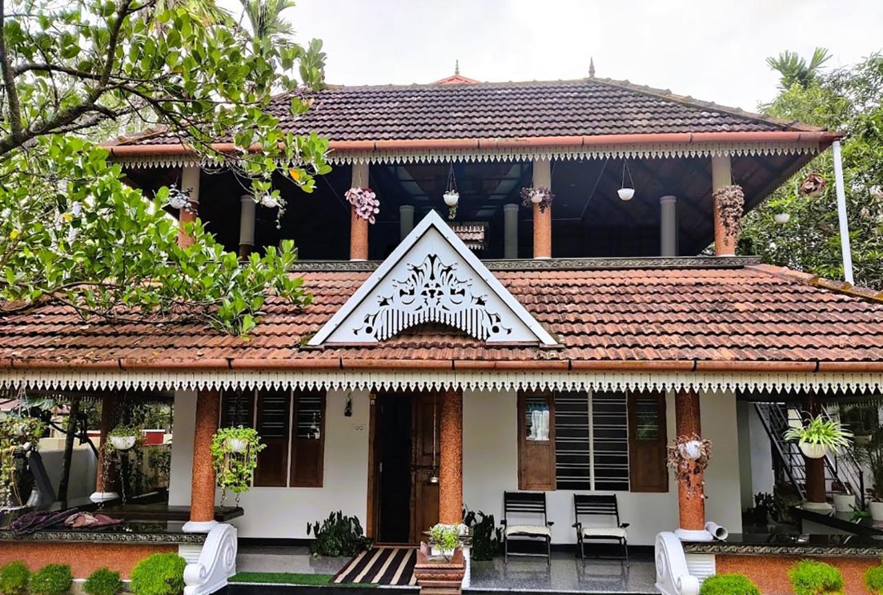Mi Casa Tu Casa Homestay Kochi Екстер'єр фото