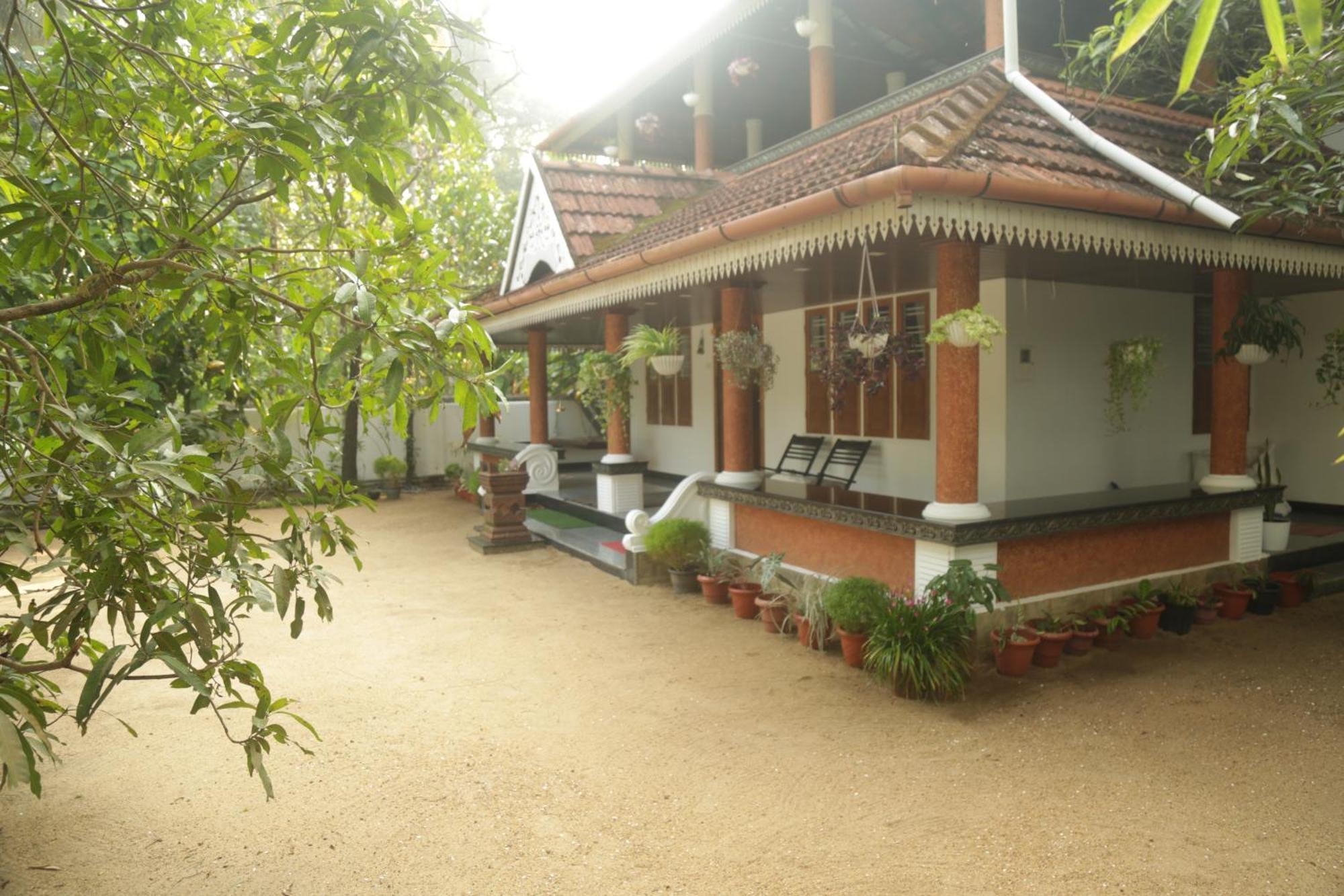Mi Casa Tu Casa Homestay Kochi Екстер'єр фото